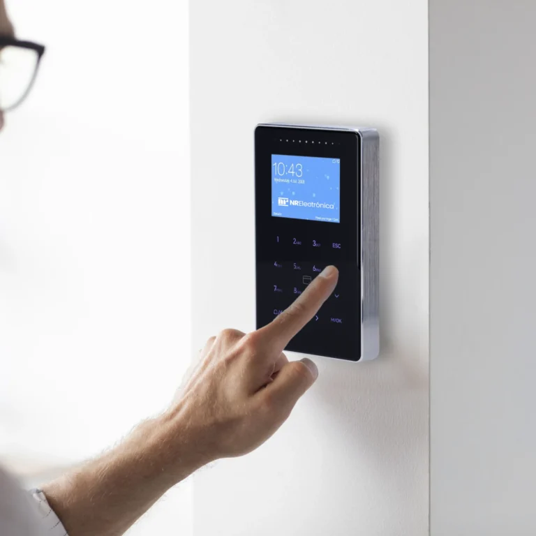 control-presencia-gestión-fichajes-navarra