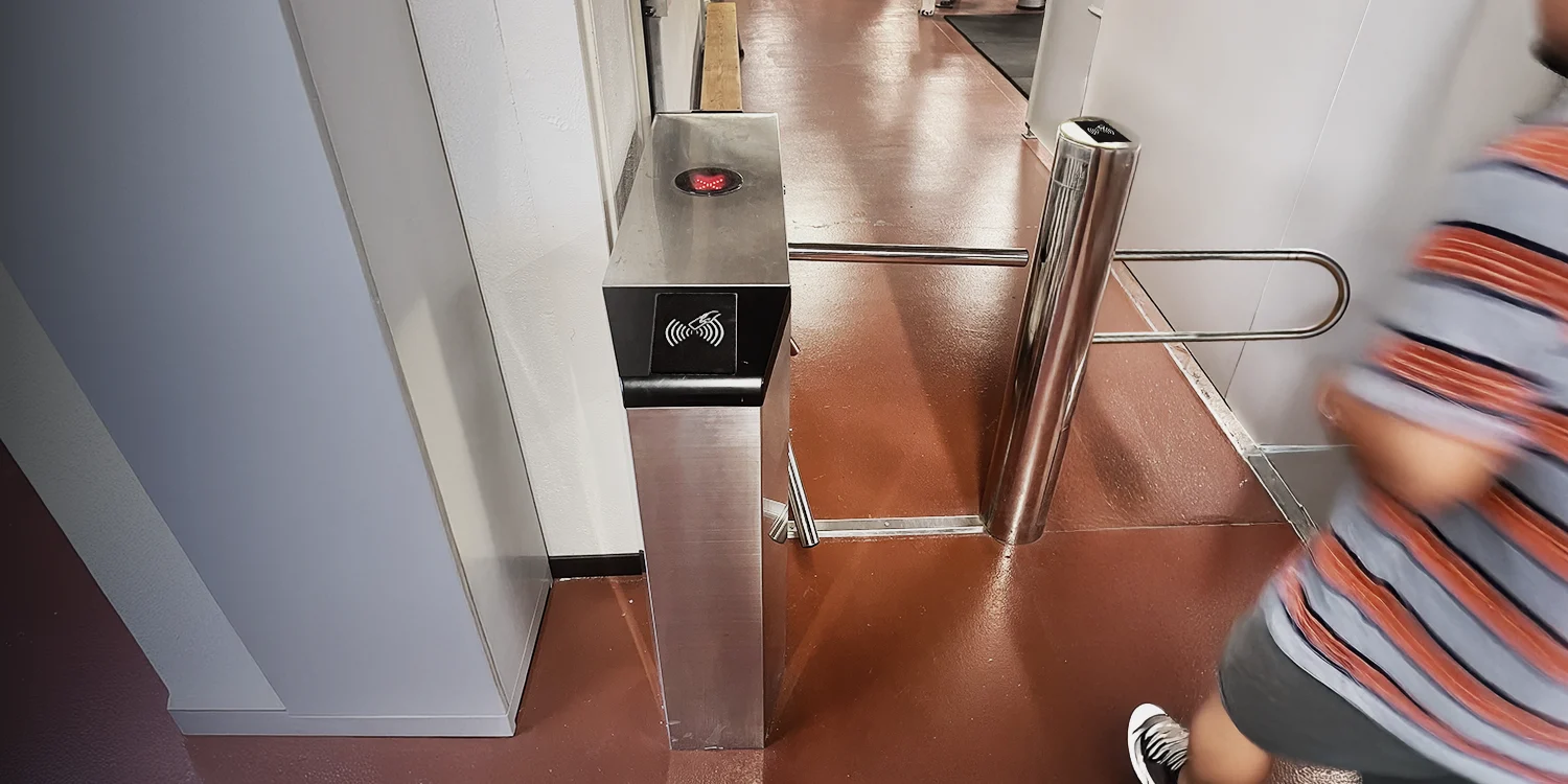 gimnasio-elite-control-accesos gimnasio-elite-control-accesos