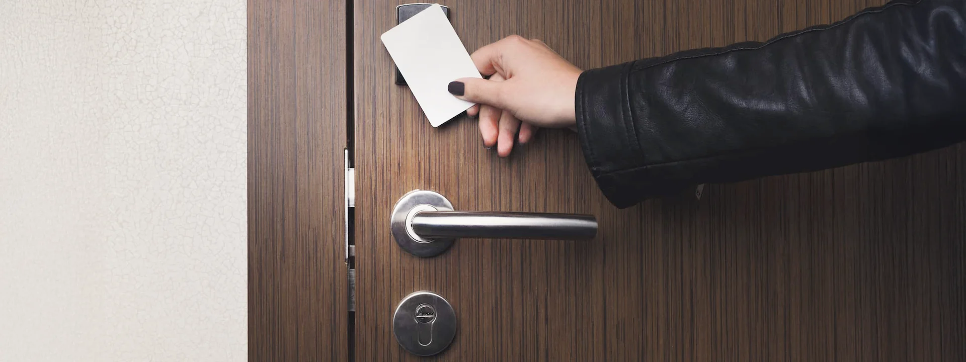 Control de Accesos 5 cerraduras-electronicas-hoteles